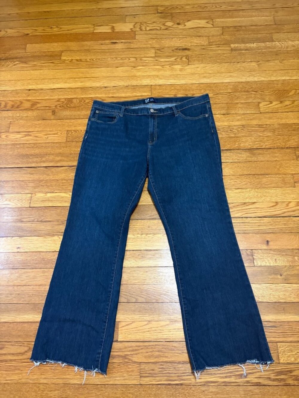 Gap Womens Perfect Boot Bootcut Jeans Sz 18 18/34 Blue Dark Denim Frayed Hem